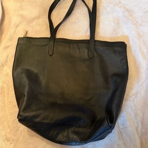 Cuyana Black Leather Tote Bag